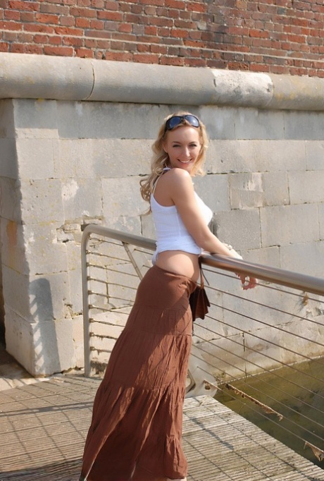 Solo girl Hayley Marie Coppin flashes her bare ass while walking on sidewalk 22790219