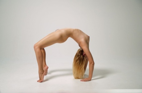 Solo girl ditches a revealing dress before getting bent over backwards 84137662