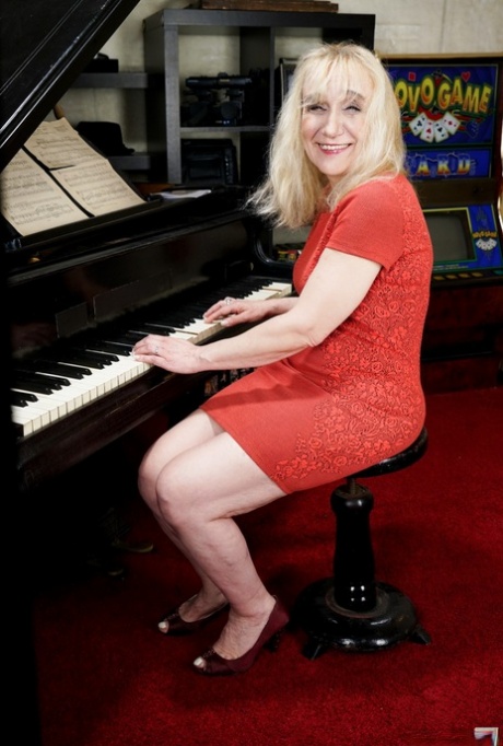 Horny blonde granny piano teacher gets her tight old ass fucked by student 58131403