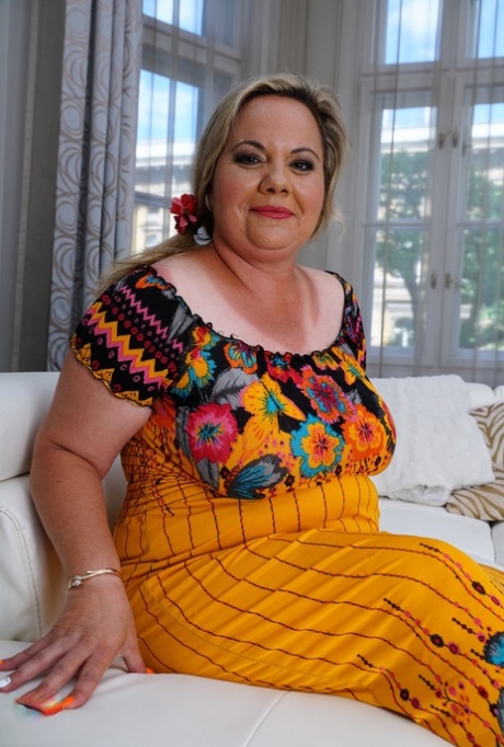 Obese older woman gets banged doggystyle on a sofa by her toy boy 17336090