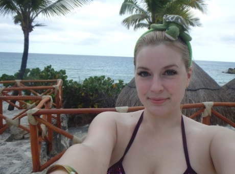 Blonde amateur Danielle shows her big butt and boobs while on vacation 63944747