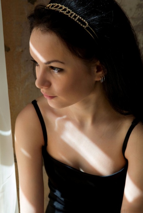 Dark haired teen Josephine tweaks her nipples before showing her nice pussy 73901294