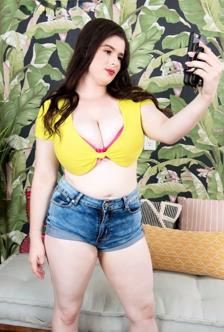 Thick solo girl Diana Eisley shows her bush while playing with her knockers 67092249