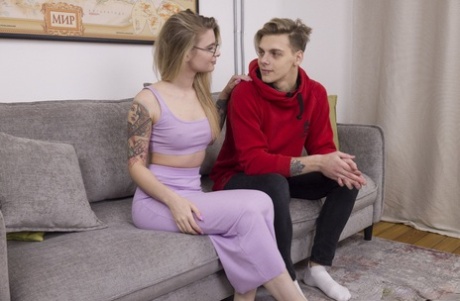 Tattooed blonde teen concludes sex with a money shot with her glasses on 38663297
