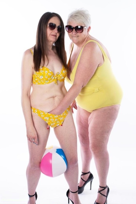 Older lady Reckless Temptation tongue kisses a granny lesbian 50989773
