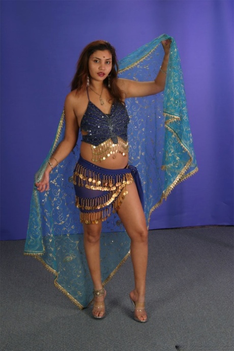 Indian beauty Vishna goes barefoot while modelling sensual lingerie 42032597