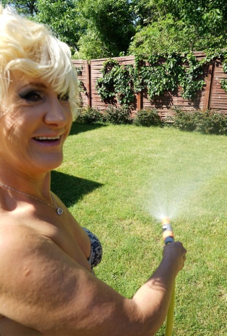 460px x 682px - Blonde Grandma Porn Pics & MILF Sex Photos - IdealMilf.com