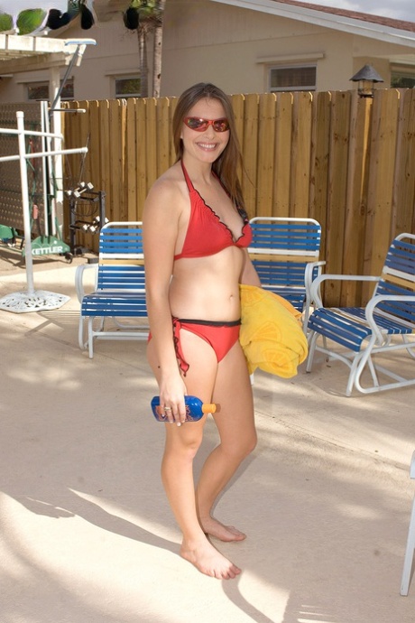 Girl next door type Sequoia Red gets butt naked outdoors on a hammock 50337883