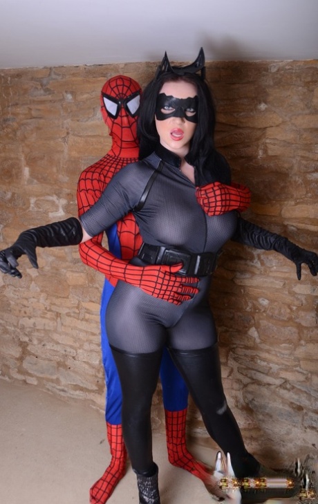 Tattooed cosplay fetish girl Harmony Reigns sucks cock & takes cum on tits 49104871