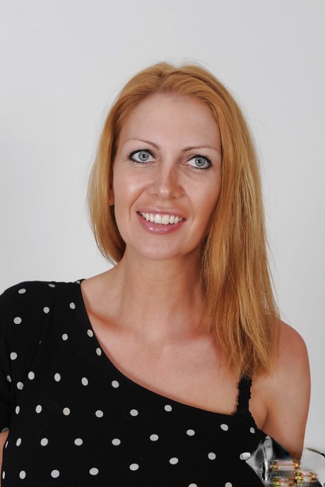Blue eyed glamorous milf with big tits and slender body Leigh Darby 64715012