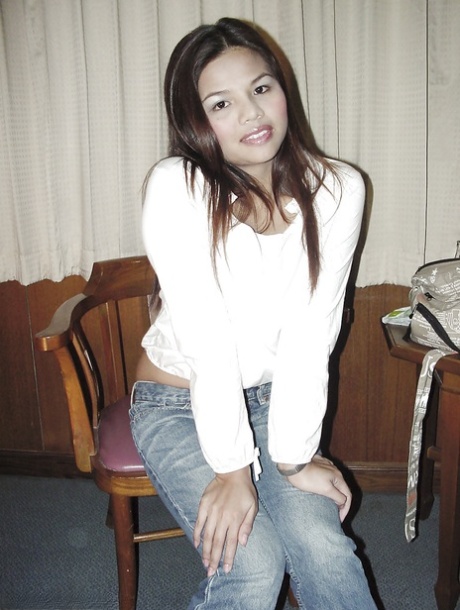 Sweet asian brunette babe Ta showing her pretty body and ass 91225553