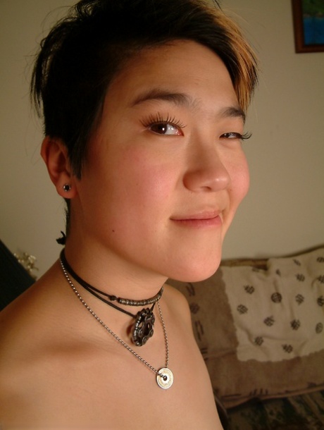 Amateur Asian first timer Cady toys her super hairy love hole 72517766