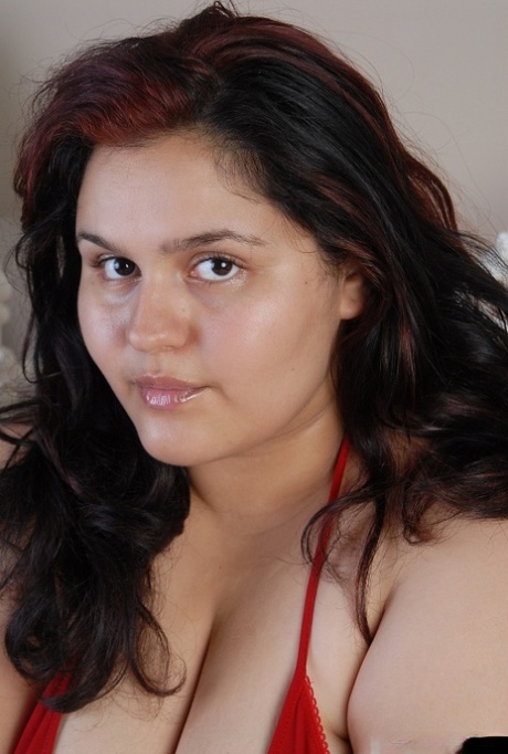 Fat chick Karla poses solo in sexy big beautiful woman lingerie 68527628