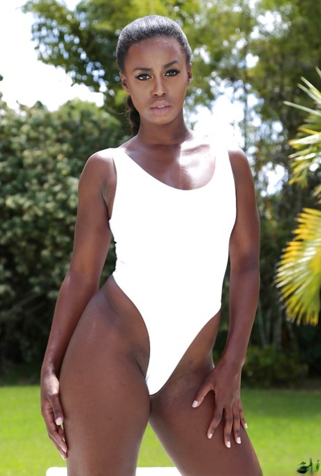Top rated ebony beauty Simone Styles amazing outdoor nudity special 94490240