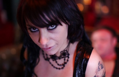 Slutty tattooed MILF Gina Snake gets her shaved twat boned-up hardcore 64988222