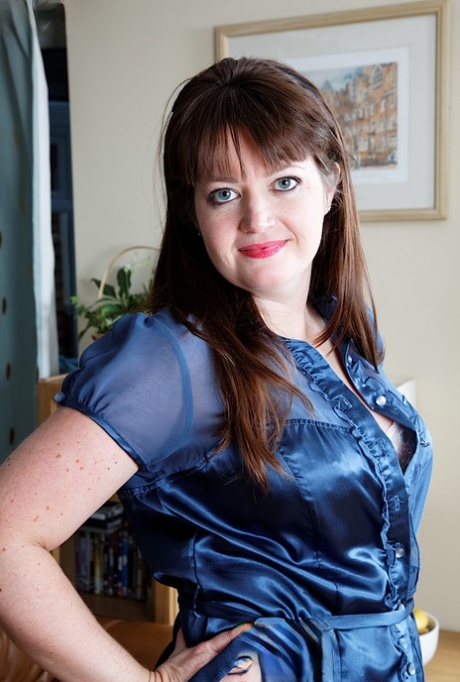 Chubby mature brunette Suzzanne Midsummer undressing and toying her twat 76329856